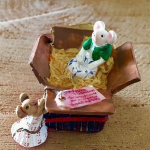 Pennywhistle Lane Secret Presents Mini